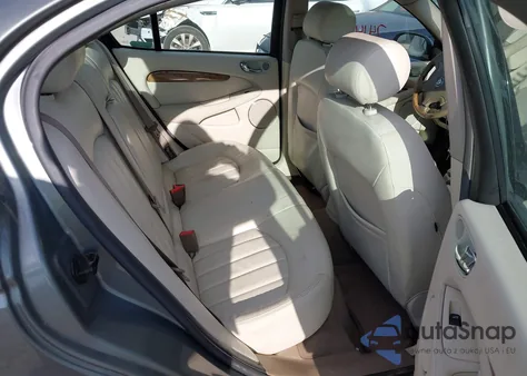 2003 Jaguar X-Type 2.5 из США, поврежденный, VIN SAJEA51D83XD19762